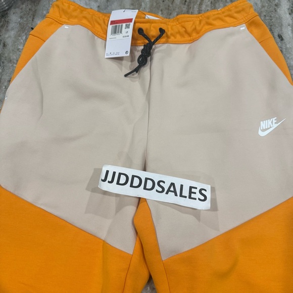 Nike Sportswear Tech Fleece Jogger Pants Kumquat Sanddrift CU4495-886 Men’s Lrg - Picture 2 of 10
